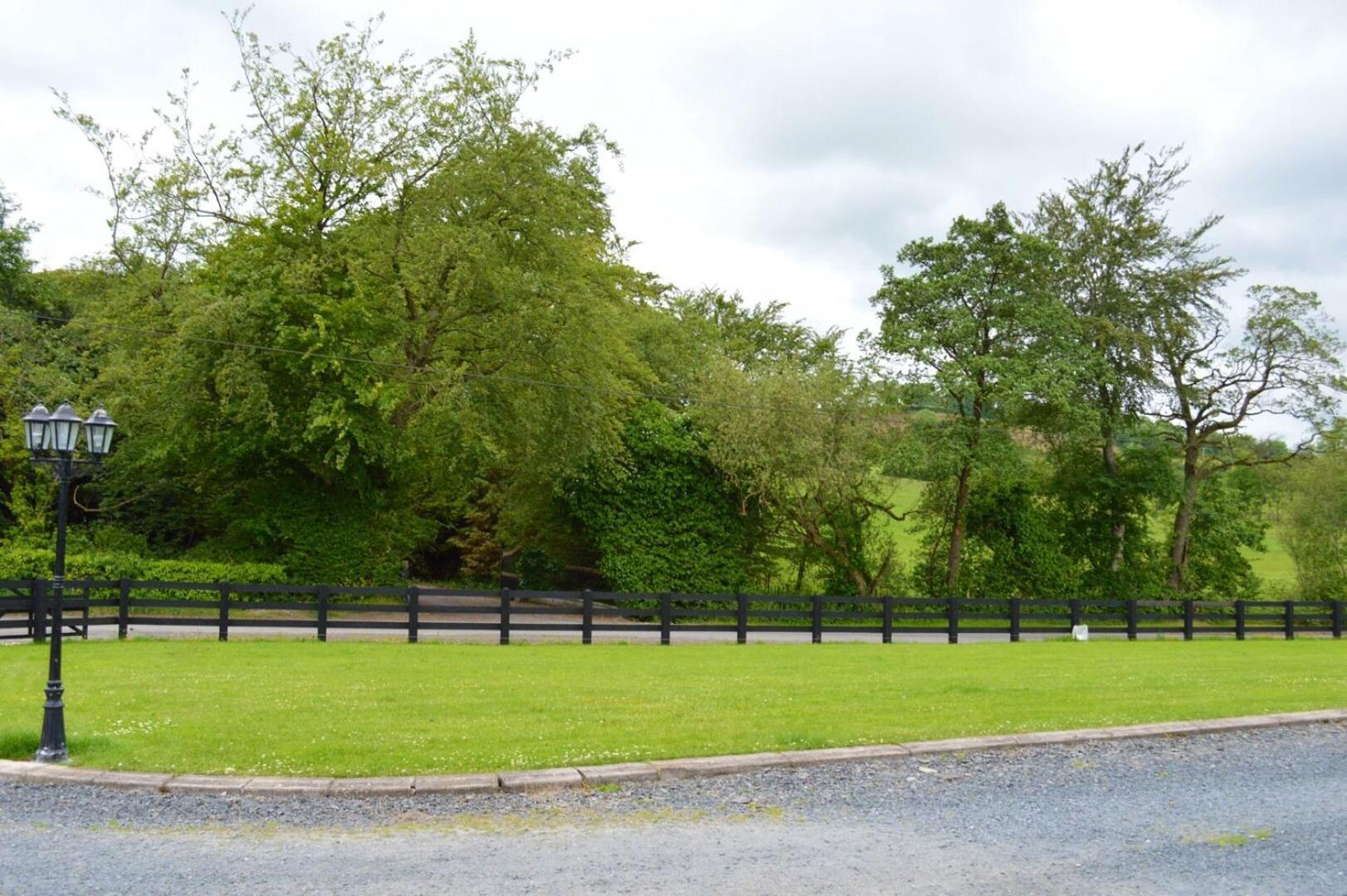 Killyliss Country House B&B Lisnalong Exterior photo